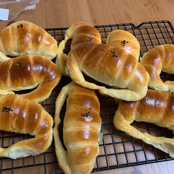 三峽美食~金牛角麵包 : Grace  Wang一起做