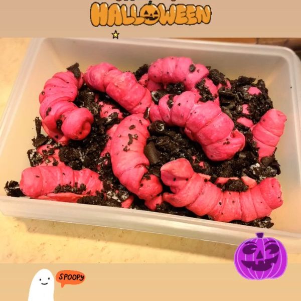 紅龍果麵包-毛毛蟲造型 : Anita 佩玲一起做