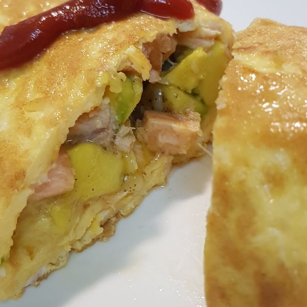 起司鮪魚歐姆蛋♥製作歐姆蛋的要點分享 : 陳禎一起做