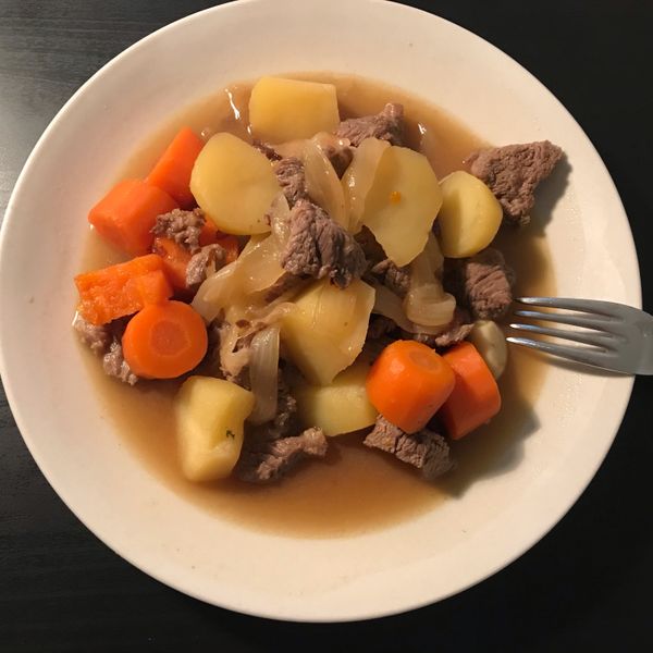 馬鈴薯燉肉：Nora Liang 一起做