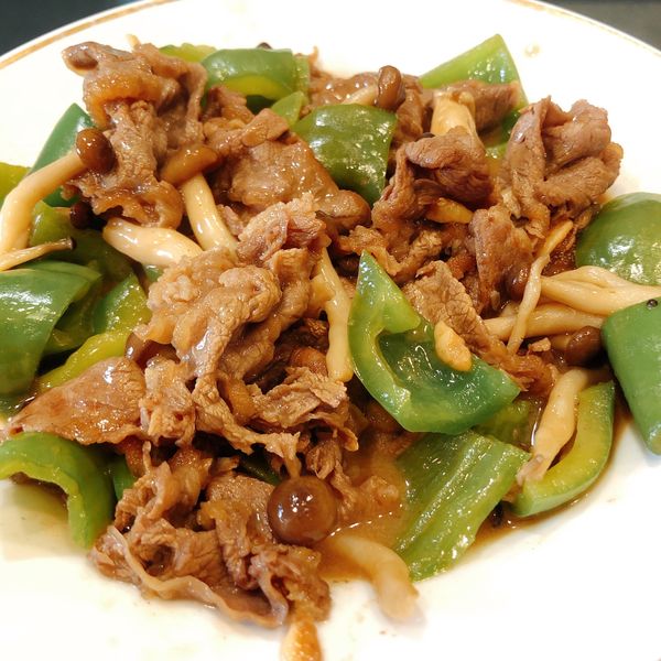 青椒炒牛肉 : Violalala一起做