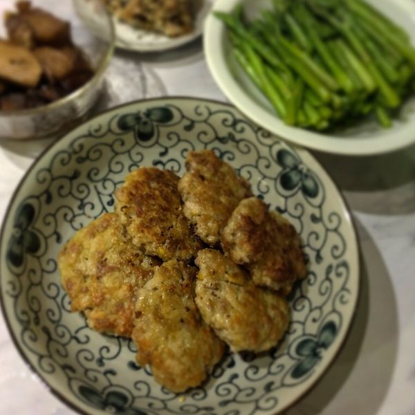 藕泥肉餅 : Amy一起做