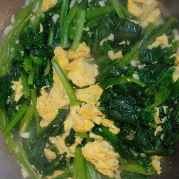 菠菜炒蛋 : 吳若瑄一起做