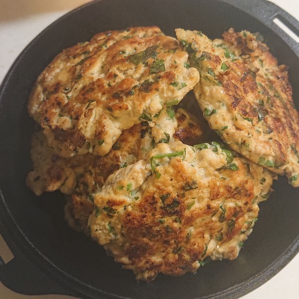 低脂便當菜《香菜雞胸肉餅便當》 : free2move一起做