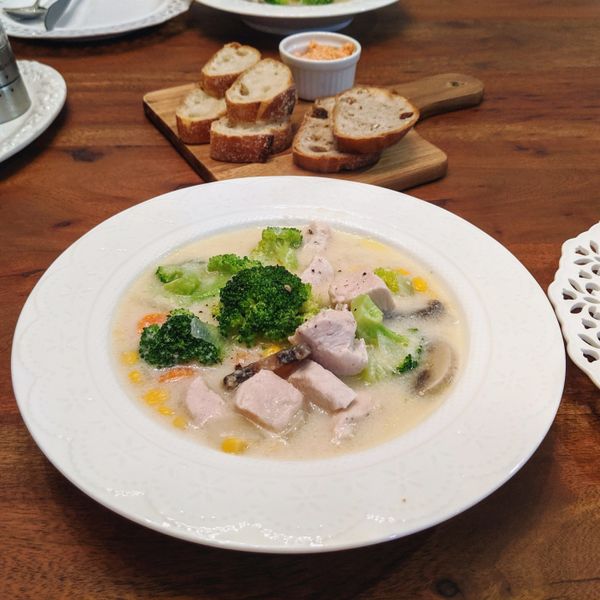 DYLANAMA ♥ 鮮蔬雞肉奶油濃湯 : 企鵝太太一起做