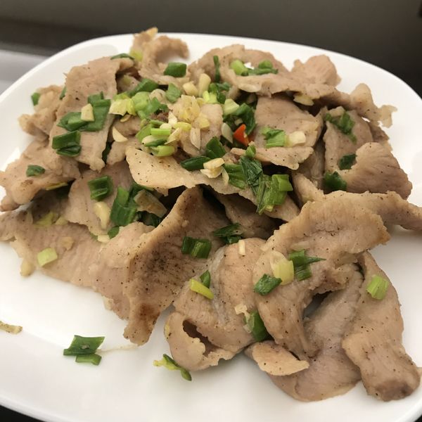 煎椒鹽松阪豬（便當菜） : 貓一起做