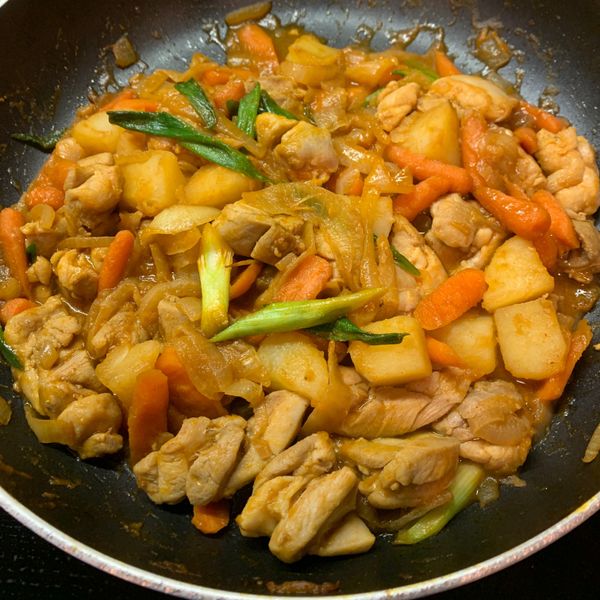 韓式馬鈴薯燉雞 : 游蓉~一起做