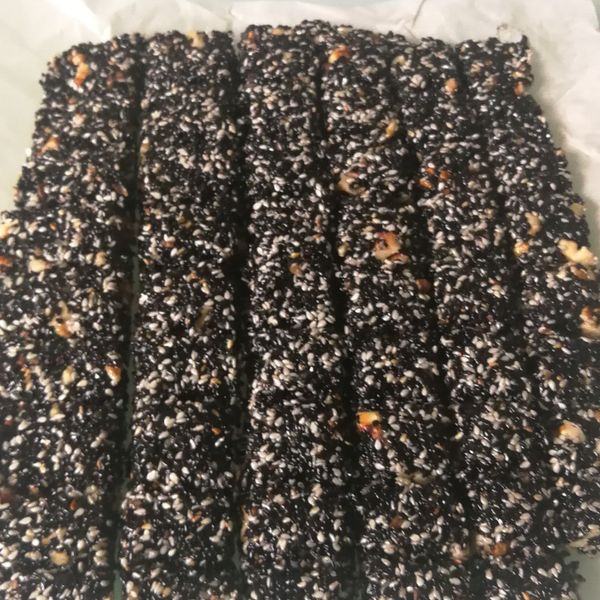 年節小零嘴─核桃芝麻糖 : VanVan一起做