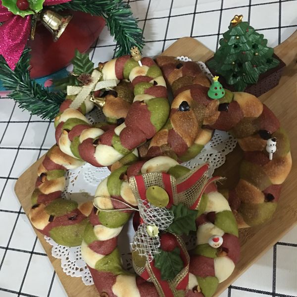 聖誕限定。彩色花圈麵包X麥典麵包專用粉 : 米寶/米霏馬麻一起做
