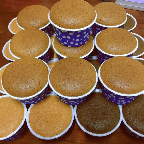 法芙娜可可戚風杯子蛋糕（燙麵戚風） : Lu Wen Shi一起做