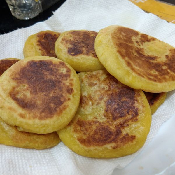 軟Q芝麻地瓜餅 : Betty Chi一起做