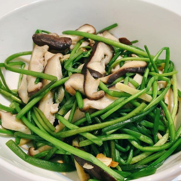 五分鐘上菜-清炒水蓮 : Louisa一起做