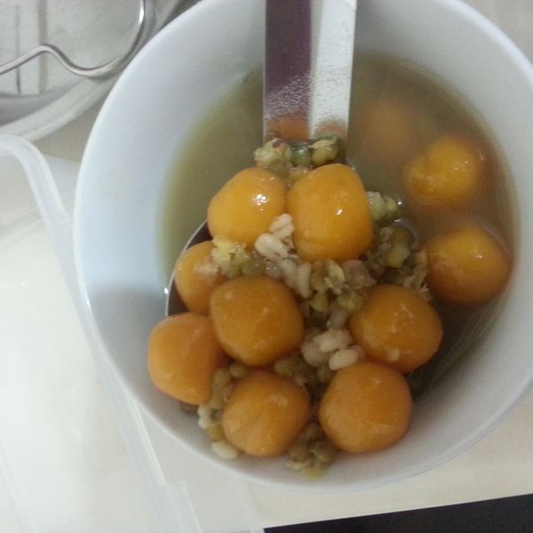 .ﾟ+:✿｡.Aliceの芋圓&地瓜圓.ﾟ+:✿｡.ﾟ : 張豬豬一起做