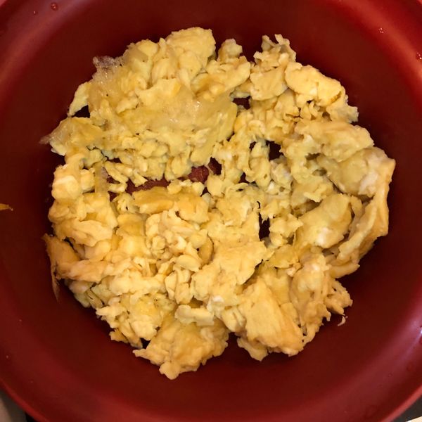 少油醬油炒蛋😚:小馬克 一起做