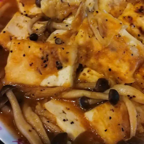 黑胡椒鐵板豆腐 : 小鴨一起做