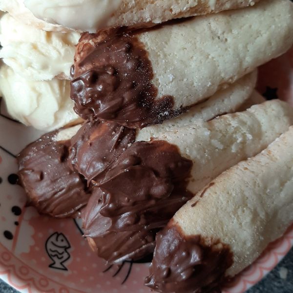 undefined：黃雅雯 一起做