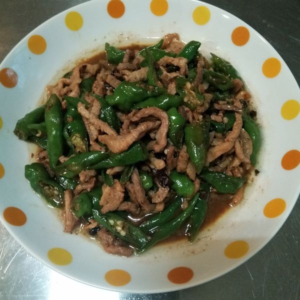 糯米椒炒肉絲。豆豉風味。簡易便當菜 : Hui Wen Kuo一起做