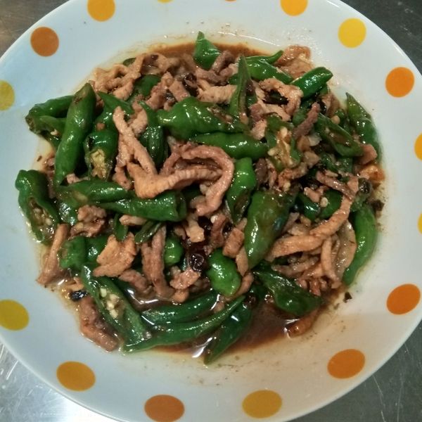 糯米椒炒肉絲 : Hui Wen Kuo一起做