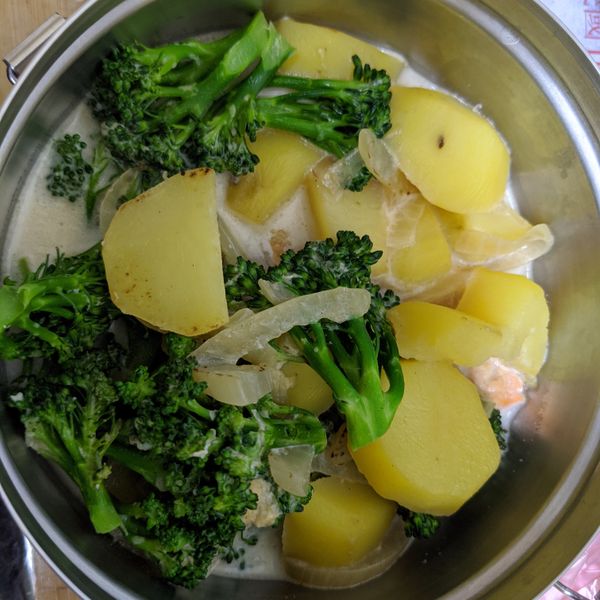 馬鈴薯燉鮭魚 : 廖欣鈴一起做