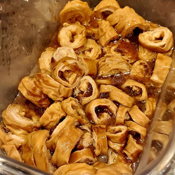 滷大腸和油炸肥腸：Kristy Jz 一起做