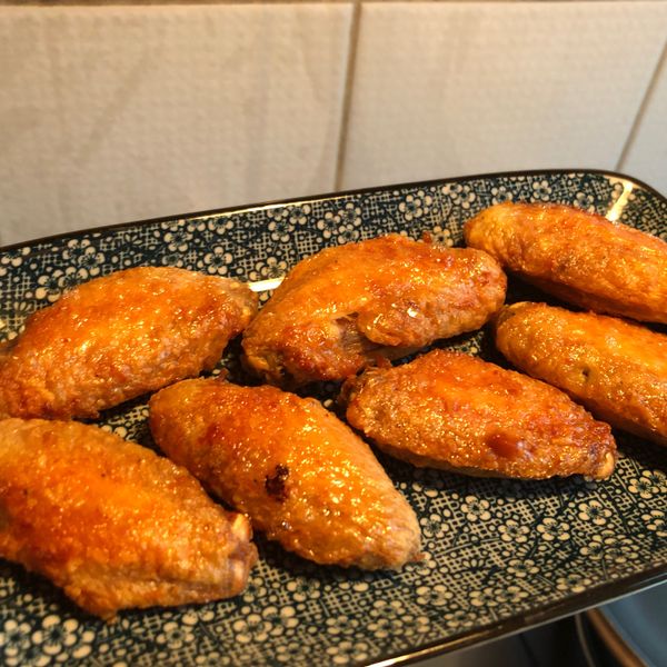 氣炸鍋-酥脆烤雞翅：Maku 一起做