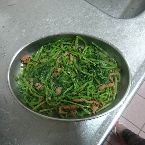 超下飯沙茶炒豬肉 : 蔡慧雯一起做