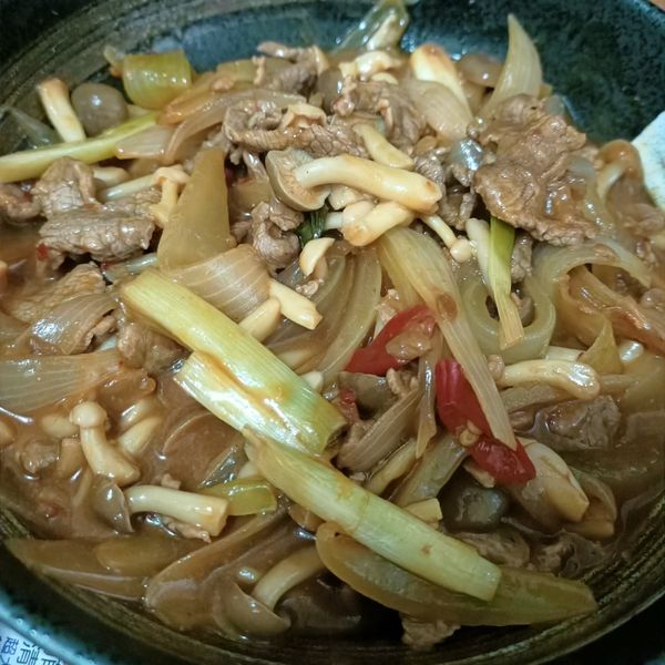 雙菇醬燒牛肉片【好菇道營養料理】：王宝宝 一起做