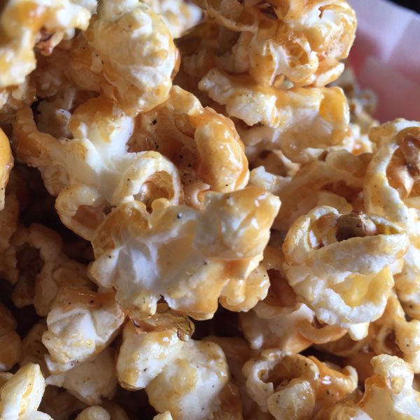 焦糖、巧克力爆玉米花－看電視、電影小零嘴：周麗雯 一起做