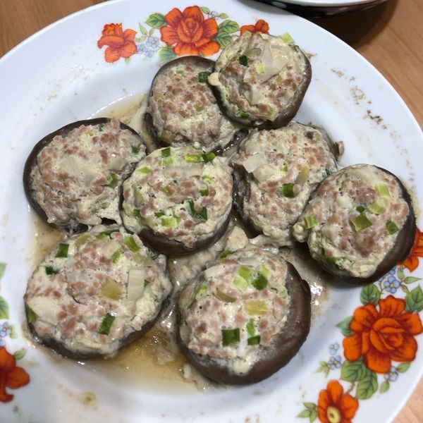 香菇鑲肉 : LiKi Cheng一起做