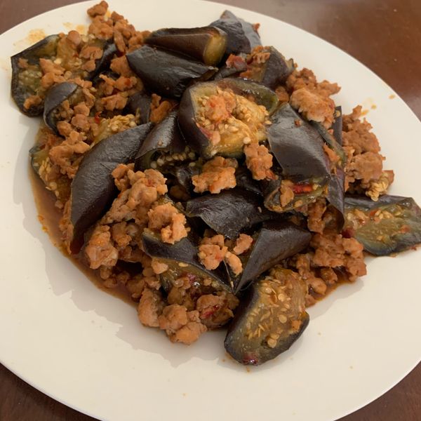 白飯殺手-少油版魚香茄子 : 烏鴨鴨一起做