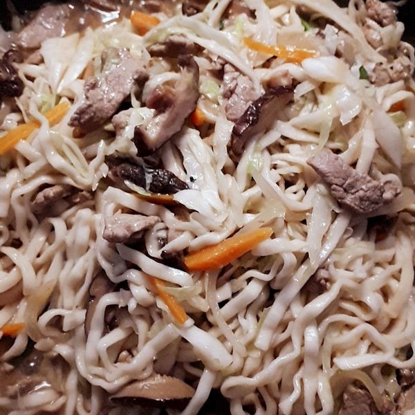 肉絲炒麵(台式) - {家常經典} : Mimy Cranwell一起做