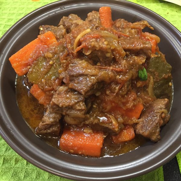 無水蕃茄燉牛肉 : Candy Chiu一起做