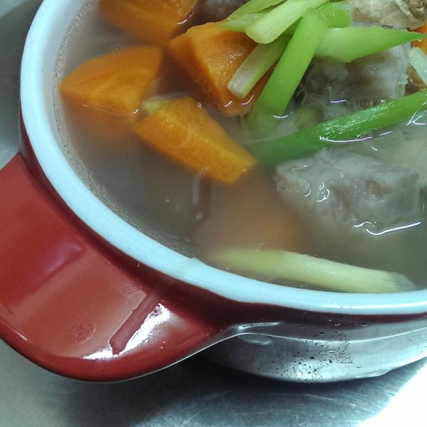 《Peggy廚房》紅燒蕃茄山藥牛肉麵 : Lillian Kao一起做