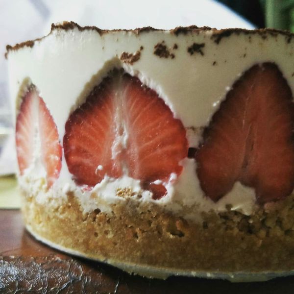 免烤箱草莓生乳酪蛋糕(6吋)：鄭淑鈴 一起做