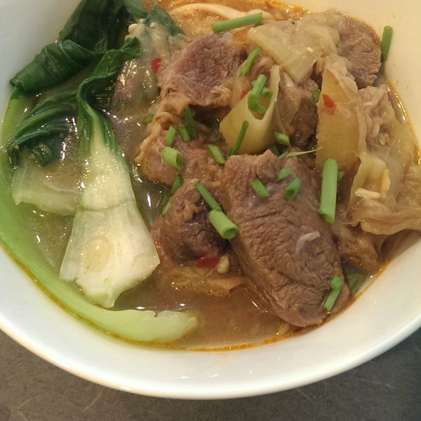 【薇薇安 私房小廚】原汁牛肉麵 : Tina Chen Einkau一起做