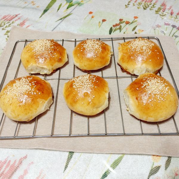 自家製漢堡麵包 : 食肴一起做