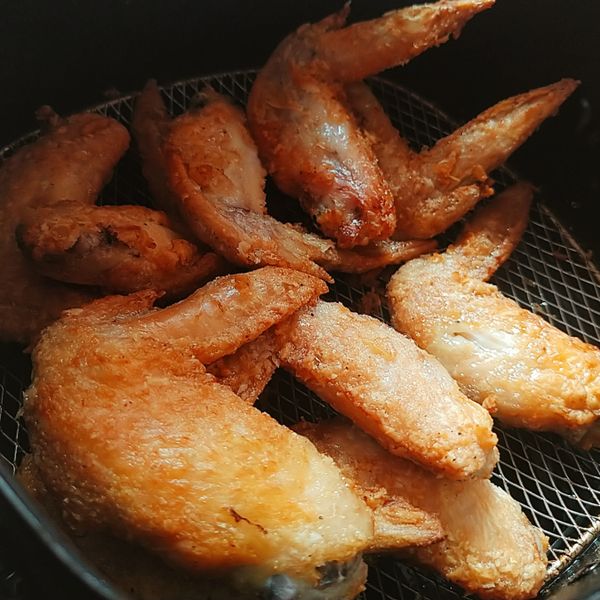 氣炸鍋-酥脆烤雞翅：真幸福 一起做