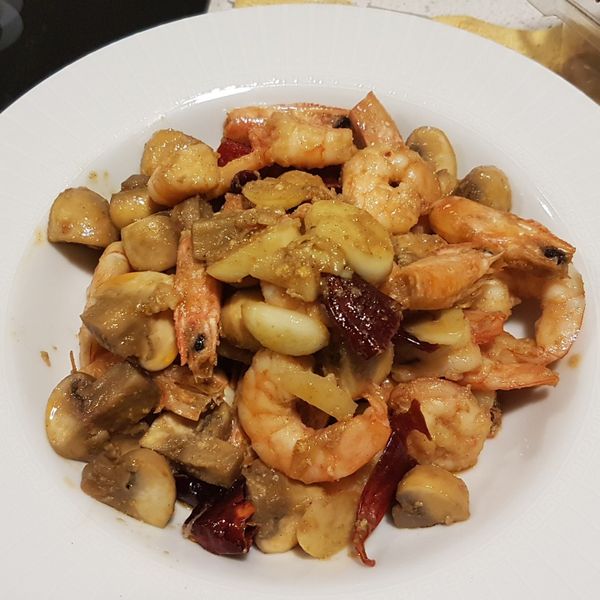 【十分鐘料理】西班牙蒜味蝦 : Alicia Hung一起做