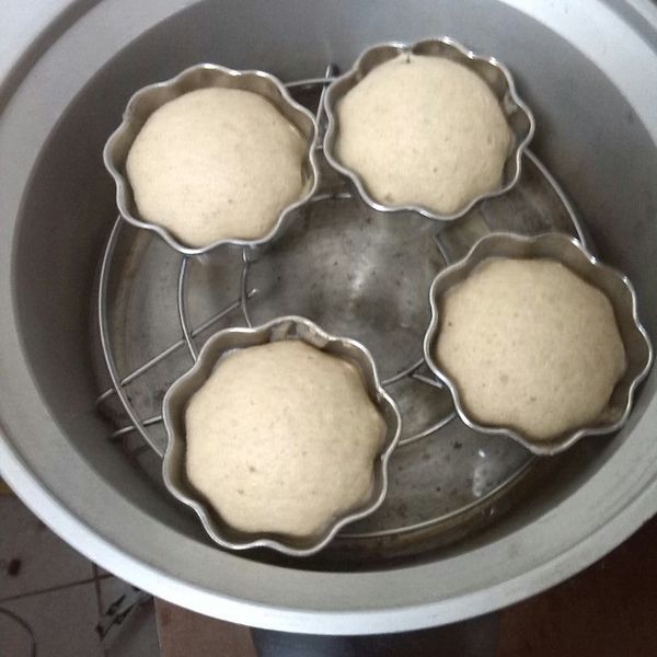 鬆餅粉蒸蛋糕：艾璃兒 一起做