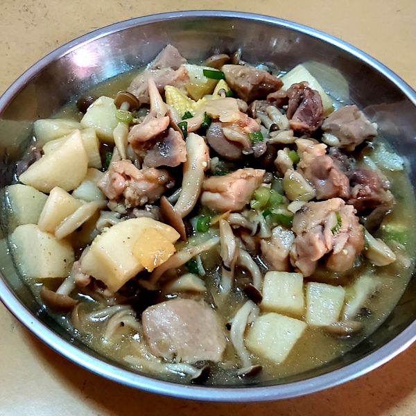 山藥菇茹燒雞 : Roxanne一起做