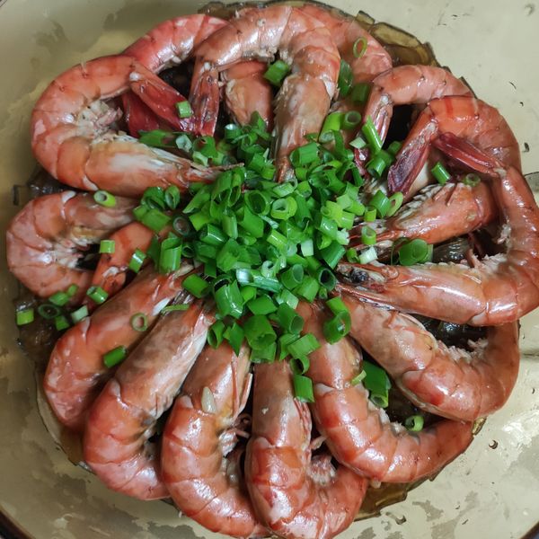 鮮蝦粉絲煲：鄒育蟬 一起做