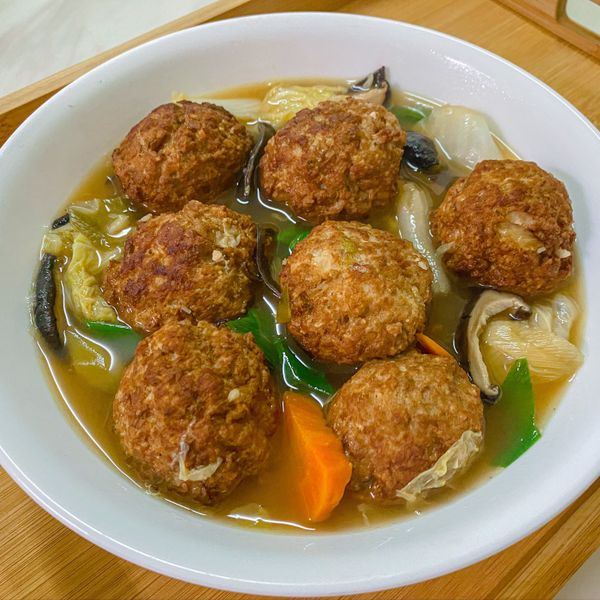 紅燒獅子頭【新手不敗年菜】 : 朱太上菜一起做