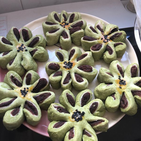 抹茶紅豆菊花酥：姚姚 一起做