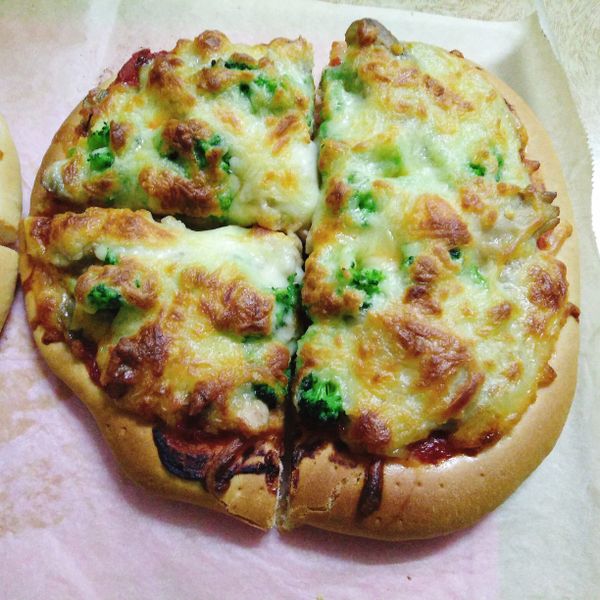 手工披薩餅皮：陳招文 一起做