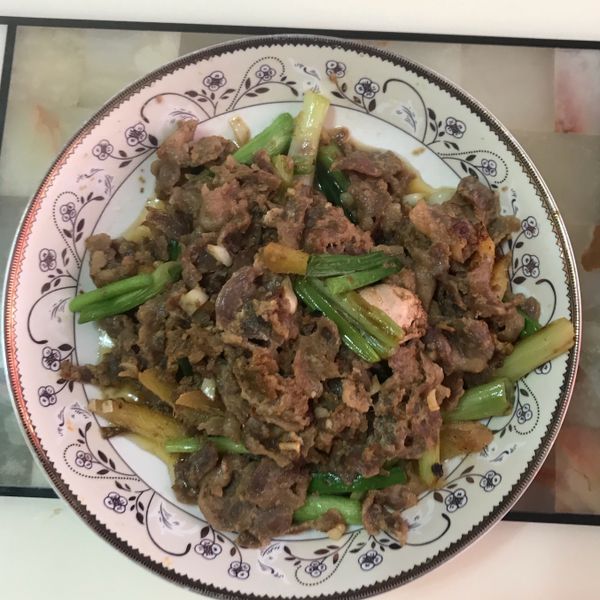 滑嫩蔥爆牛肉片 : YvetteLiao一起做