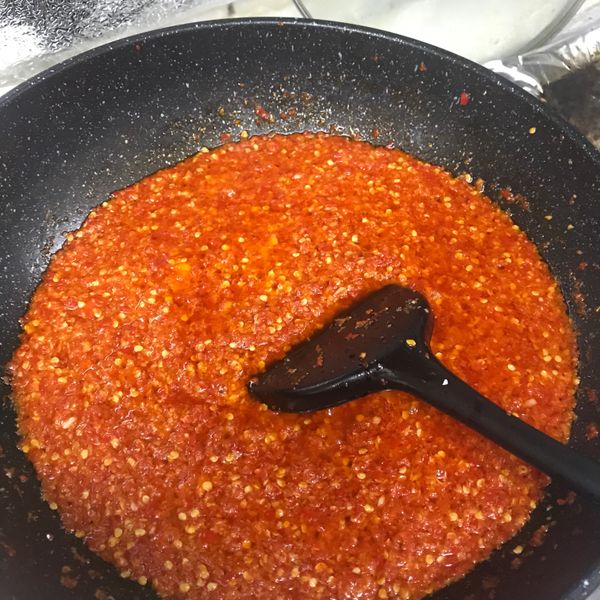 蒜蓉辣椒醬：簡玉萍 一起做