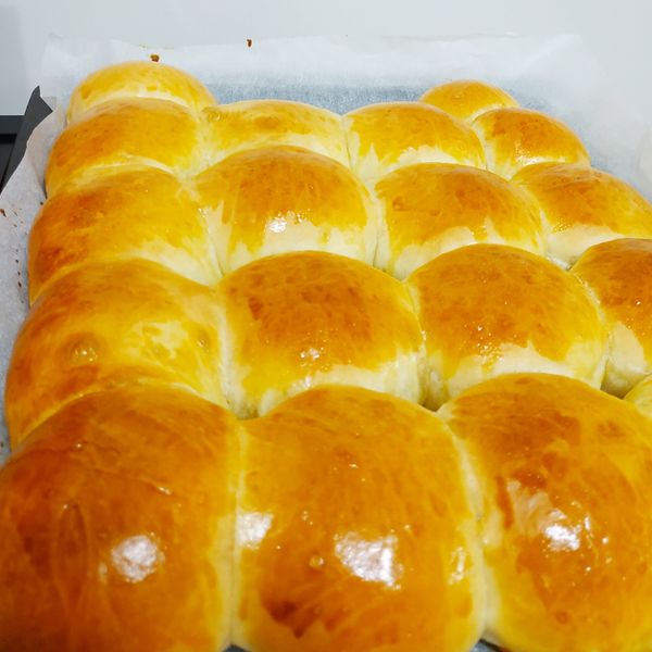 ♥PinchMyBelly♥ 養樂多奶油小餐包 : 我愛烘焙一起做