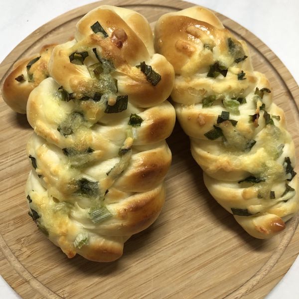 熱狗蔥花麵包：滿天欣 一起做