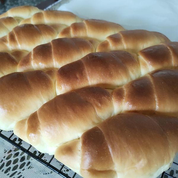 奶香麵包(愛與恨-陳明忠老師)：陳怡萱 一起做