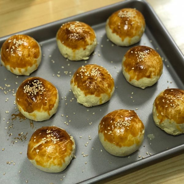 ღ小吟愛做菜ღ 蛋黃酥(30粒) : 兩寶の娘一起做